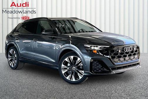 Daytona Gray Pearl Effect 2026 Audi Q8 55 Premium Plus