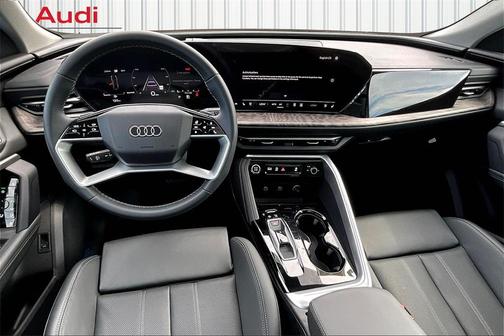 2025 Audi Q5 2.0T Premium Plus