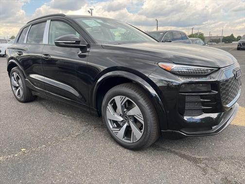 2025 Audi Q6 e-tron Premium