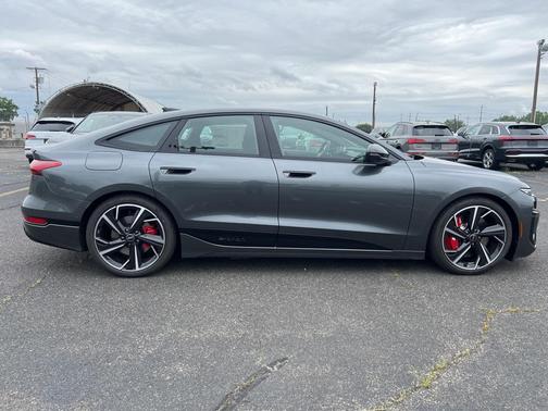 2025 Audi S6 e-tron 4.0T Prestige