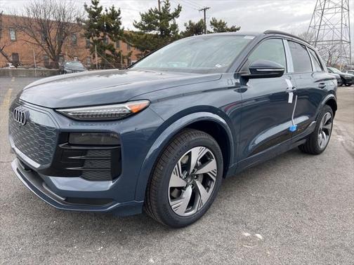 2025 Audi Q6 e-tron Premium
