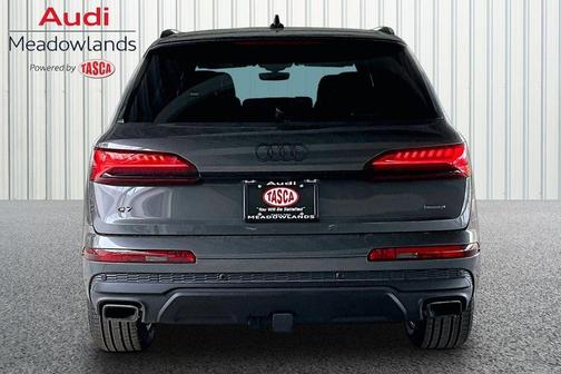 Samurai Gray Metallic 2026 Audi Q7 45 Premium
