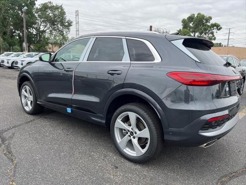 2025 Audi Q5 2.0T Premium Plus