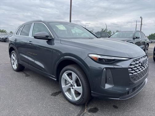 2025 Audi Q5 2.0T Premium Plus