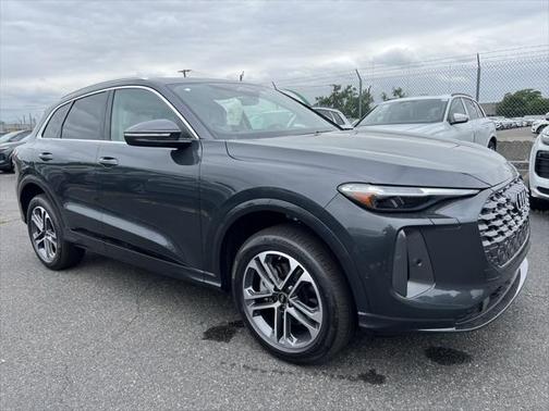 2025 Audi Q5 2.0T Premium Plus