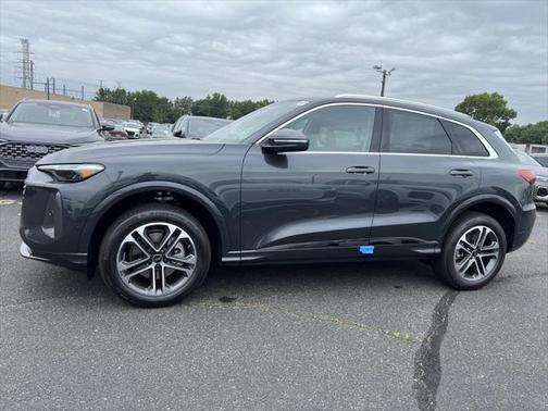 2025 Audi Q5 2.0T Premium Plus