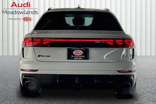 glacier white metallic 2026 Audi RS Q8 4.0T