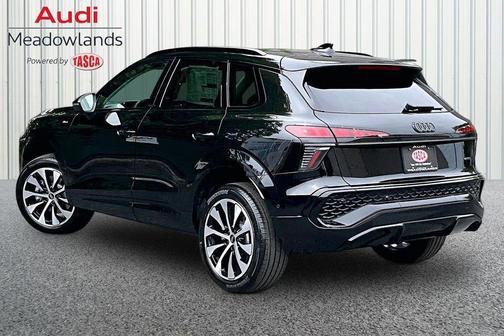 Mythos Black Metallic 2026 Audi Q3 S line