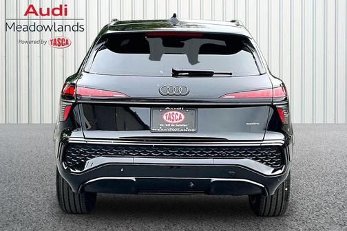 Mythos Black Metallic 2026 Audi Q3 S line