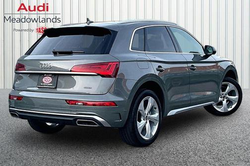 Chronos Gray Metallic 2023 Audi Q5 45 S line Premium Plus