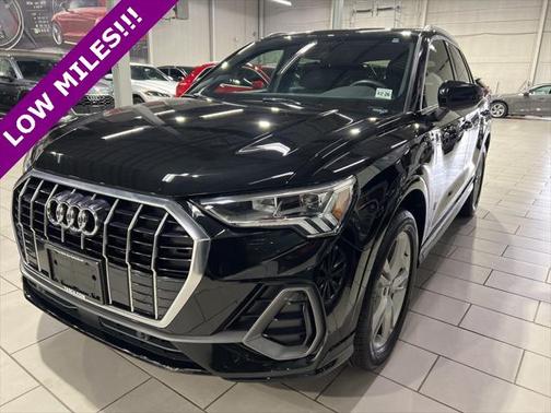 2022 Audi Q3 45 S line Premium Plus