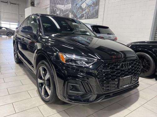 2022 Audi Q5 45 S line Premium Plus