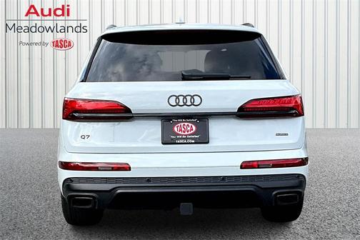 2026 Audi Q7 45 Premium