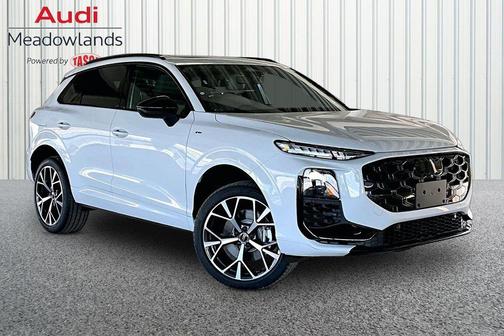 Glacier White Metallic 2026 Audi Q3 S line