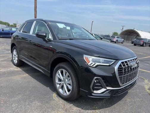 2025 Audi Q3 45 S line Premium Plus