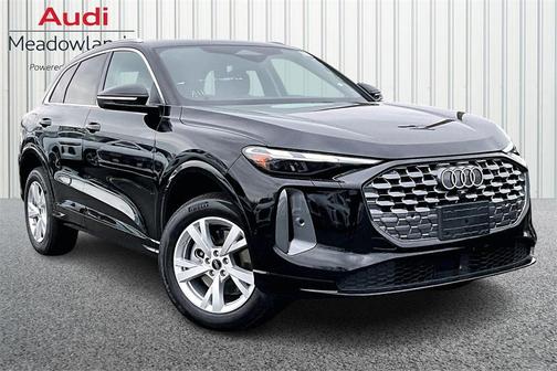 2025 Audi Q5 Premium TFSI quattro S tronic