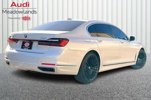 2022 BMW 750 i xDrive