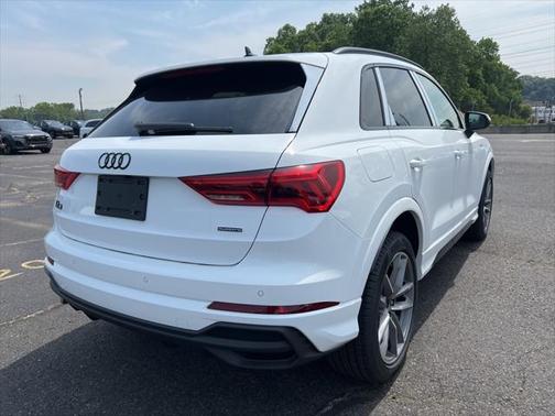 2025 Audi Q3 Premium