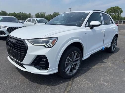 2025 Audi Q3 Premium