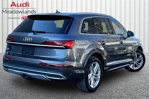 2023 Audi Q7 45 Premium