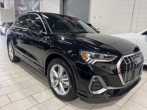 2024 Audi Q3 45 S line Premium Plus