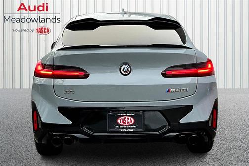 2023 BMW X4 M40i