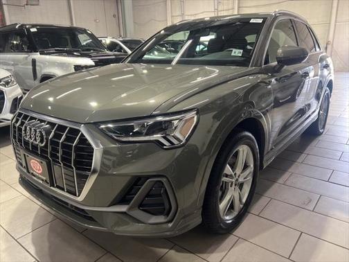 2024 Audi Q3 45 S line Premium Plus