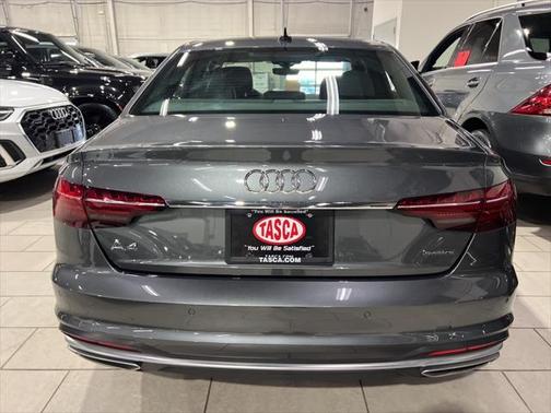 2024 Audi A4 45 S line Premium