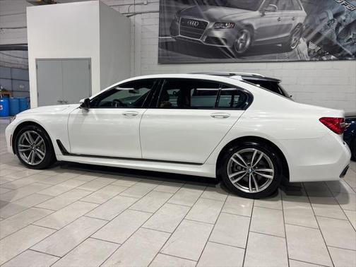 2019 BMW 740 xDrive