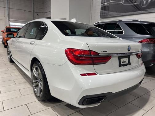 2019 BMW 740 xDrive