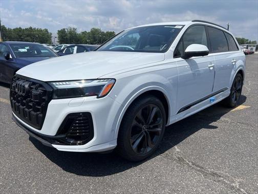 2025 Audi Q7 55 Prestige