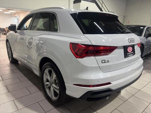 2022 Audi Q3 45 S line Premium Plus
