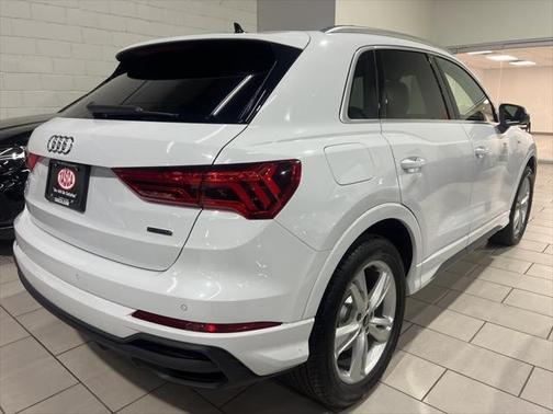 2022 Audi Q3 45 S line Premium Plus