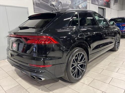 2022 Audi SQ8 4.0T Premium Plus