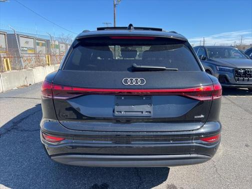 2025 Audi Q6 e-tron Premium