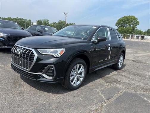2025 Audi Q3 Premium