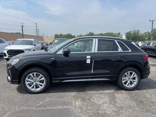 2025 Audi Q3 Premium