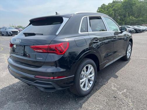2025 Audi Q3 Premium