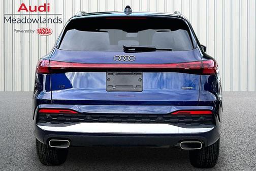 Navarra Blue Metallic 2025 Audi Q5 Premium TFSI quattro S tronic