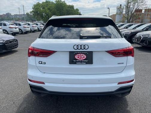 2025 Audi Q3 Premium