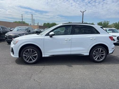 2025 Audi Q3 Premium