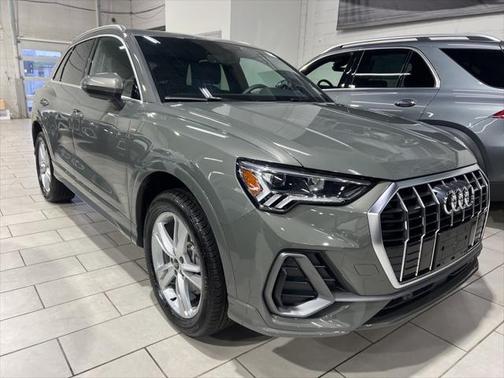 2024 Audi Q3 45 S line Premium Plus