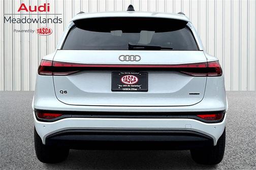 2025 Audi Q6 e-tron Premium Plus