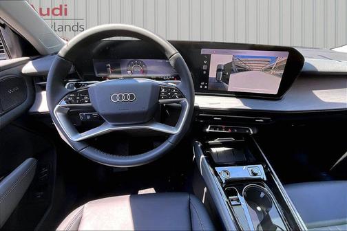 Arkona White 2026 Audi Q3 S line