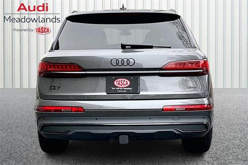 2023 Audi Q7 45 Premium Plus