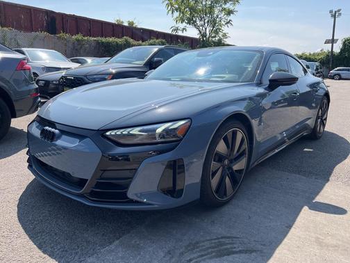 2023 Audi e-tron GT Prestige quattro