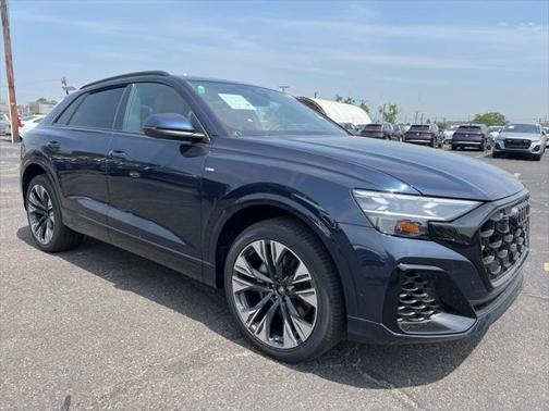 2025 Audi Q8 55 Prestige