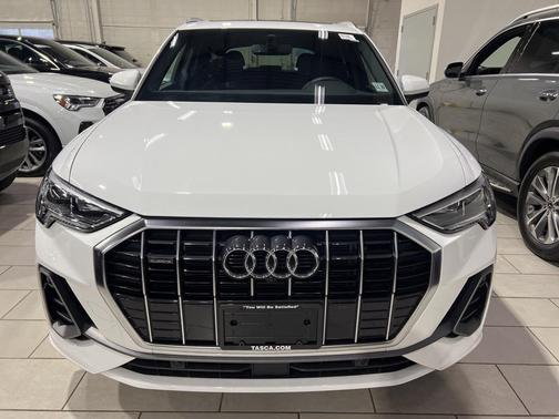 2024 Audi Q3 45 S line Premium Plus