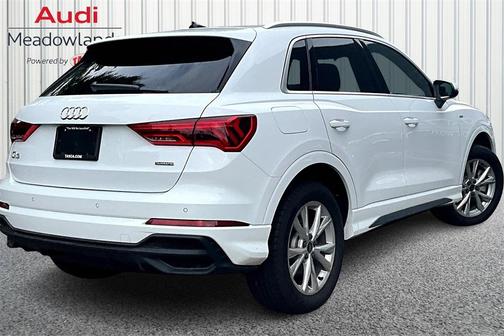 2024 Audi Q3 45 S line Premium Plus