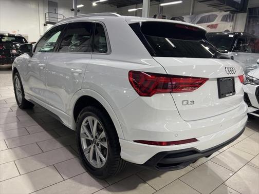 2024 Audi Q3 45 S line Premium Plus